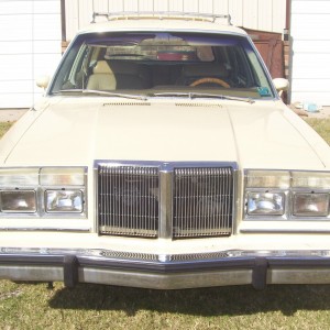 1980 Chrysler LeBaron Town & Country wagon