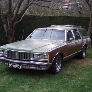 '79 Bonneville Safari