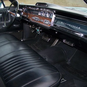1966 Pontiac Bonneville Safari Station Wagon