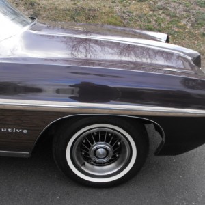 1967 Pontiac Bonneville Executive Safari Station Wagon