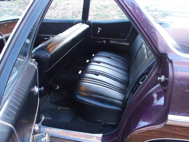 1967 Pontiac Bonneville Executive Safari Station Wagon