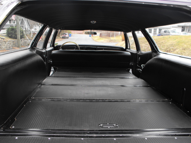 1967 Pontiac Bonneville Executive Safari Station Wagon