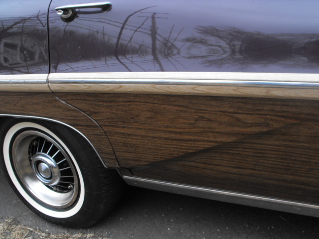 1967 Pontiac Bonneville Executive Safari Station Wagon