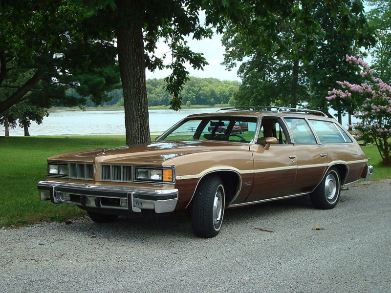 1976 Pontiac Grand Lemans Safari Wagon