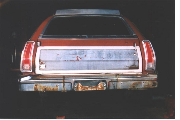 1977 Ford LTD Country Squire