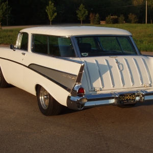 garage_vehicle-1400-13930280452.jpg