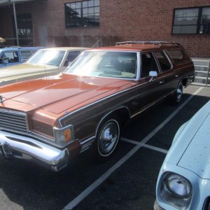 1975 Dodge Wagon
