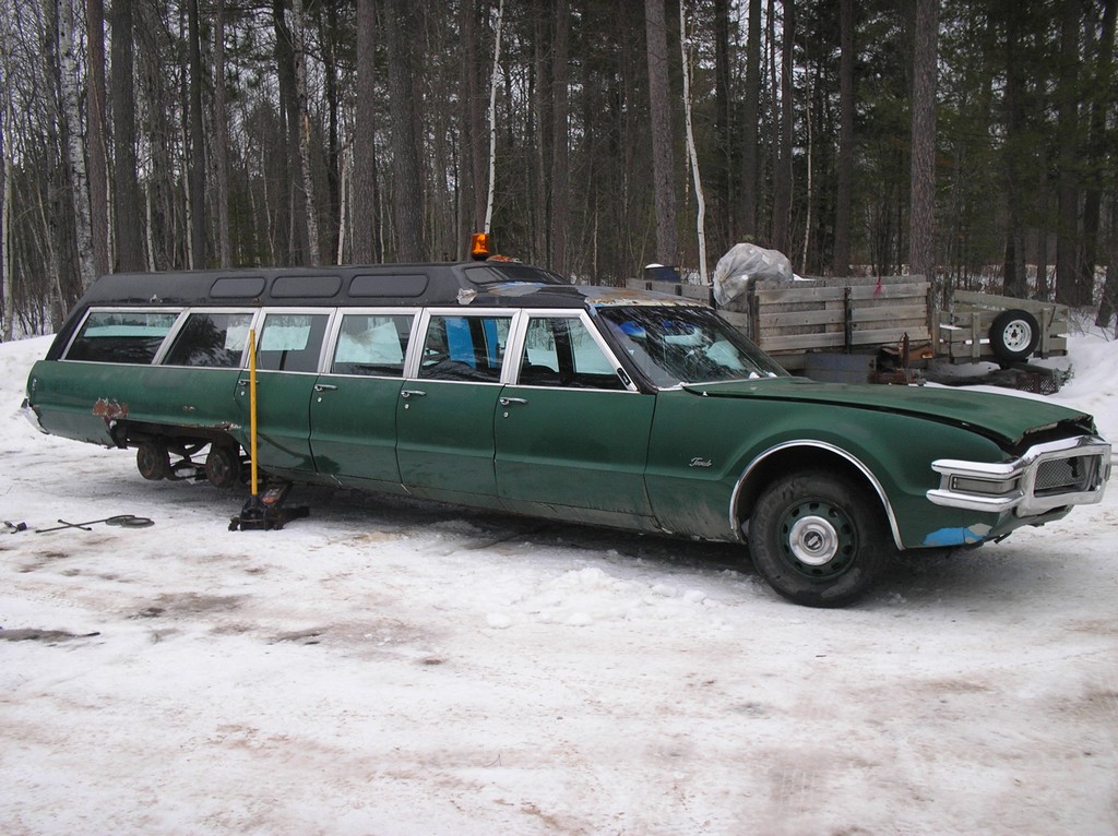oldsmobile toronado лимузин