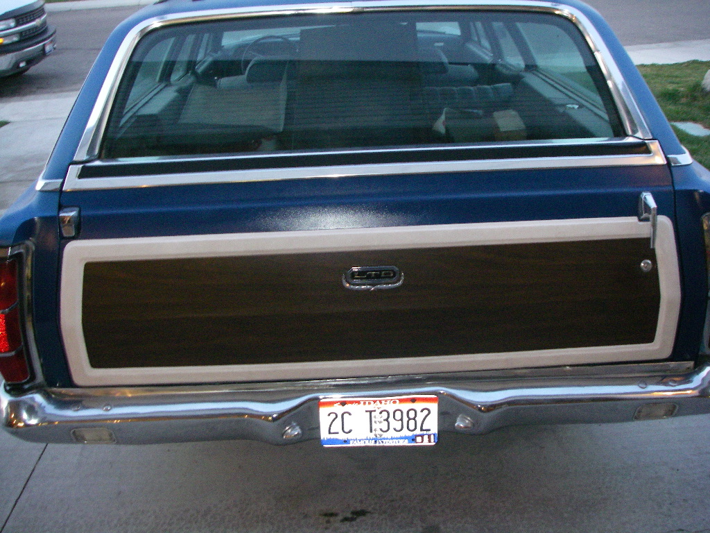 1970 Ford Ltd Country Squier Wagon